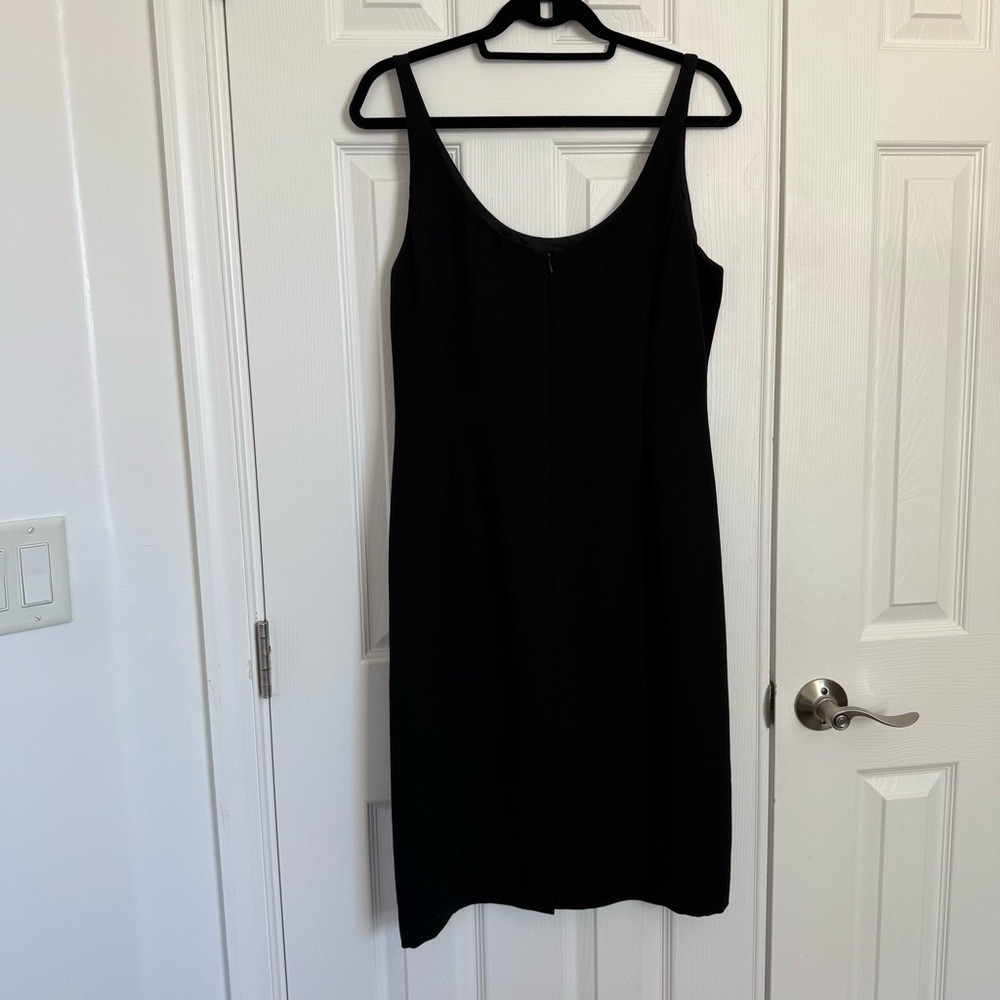 Ann Taylor LOFT Classic LBD Black Sleeveless Mini Sheath Dress Women's 12 NWT - Picture 5 of 14